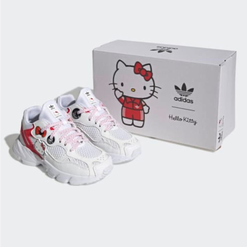 Adidas x Hello Kitty Astir Kids Shoes - size 5k BNWT